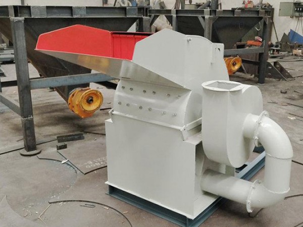 木材邊角料粉(fěn)碎機